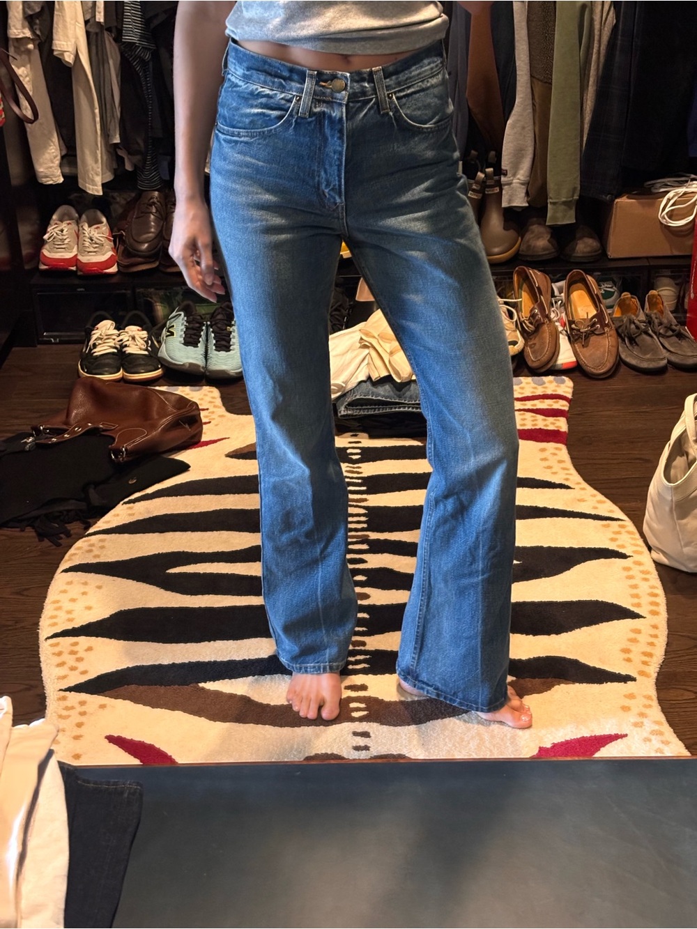 High-Rise flare Leg Women's Jeans in Medium Blue